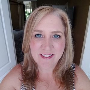 Meet your Posher, Lynn